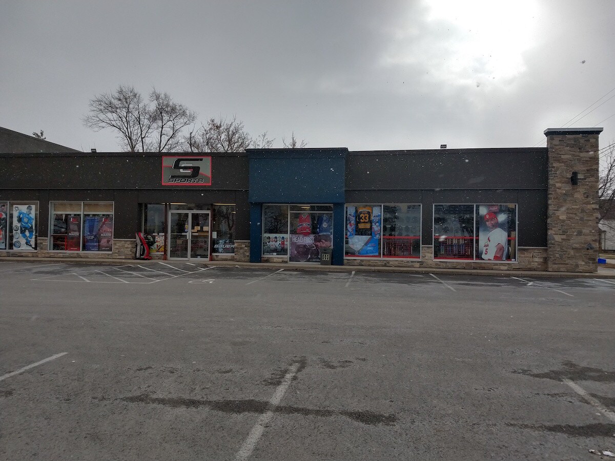 225 St Paul St W, St Catharines, ON à vendre Photo du bâtiment- Image 1 de 1