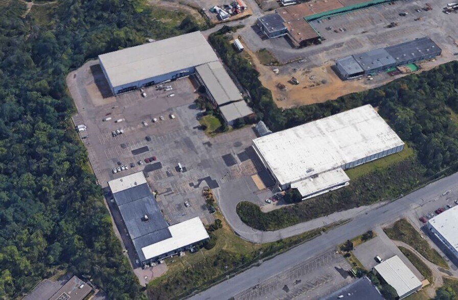 300 Laird St, Wilkes-Barre, PA à louer - Photo du bâtiment - Image 2 de 13