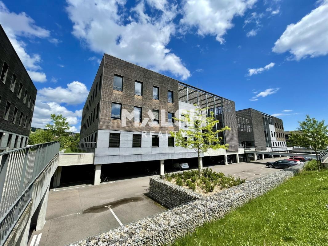Office in Limonest for sale Building Photo- Image 1 of 11