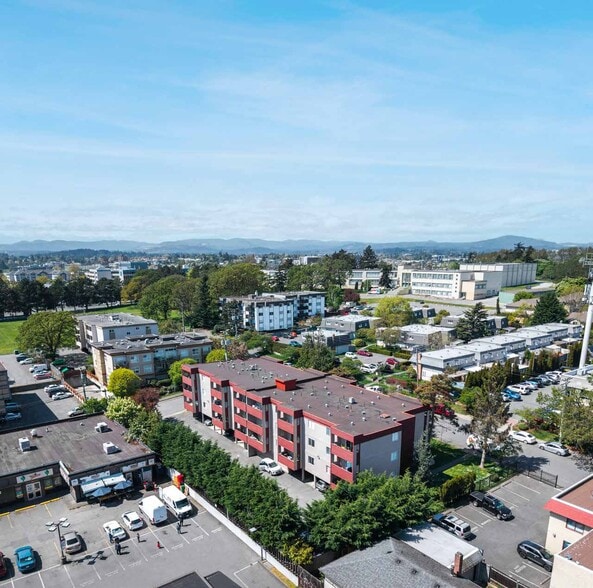 971 Market St, Victoria, BC for sale - Building Photo - Image 2 of 3