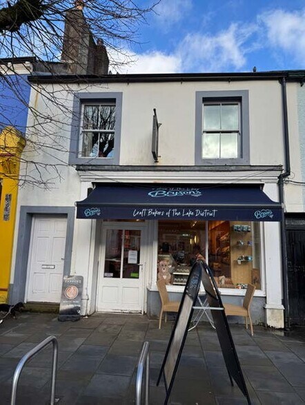 70A-70B Main St, Cockermouth à vendre - Photo du bâtiment - Image 2 de 13