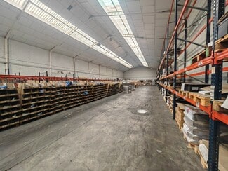 Plus de détails pour Calle Torneros – Industriel à vendre, Getafe