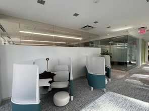 2099 Pennsylvania Ave NW, Washington, DC à louer Photo intérieure- Image 2 de 5