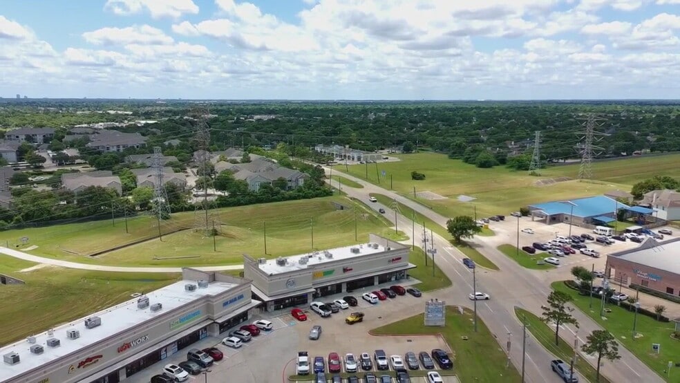 9526 Huffmeister Rd, Houston, TX for sale - Commercial Listing Video - Image 2 of 8