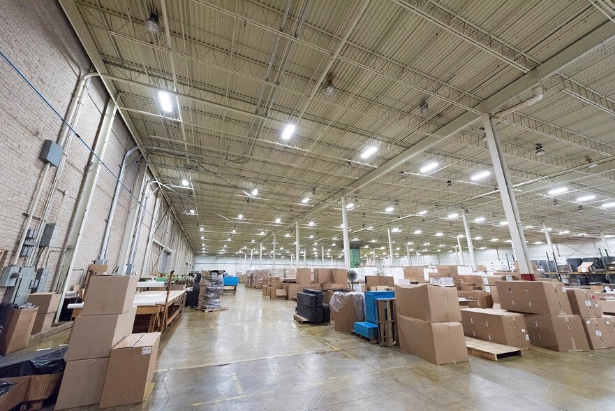 2525 Monroe Blvd, Norristown, PA à louer - Photo intérieure - Image 3 de 33