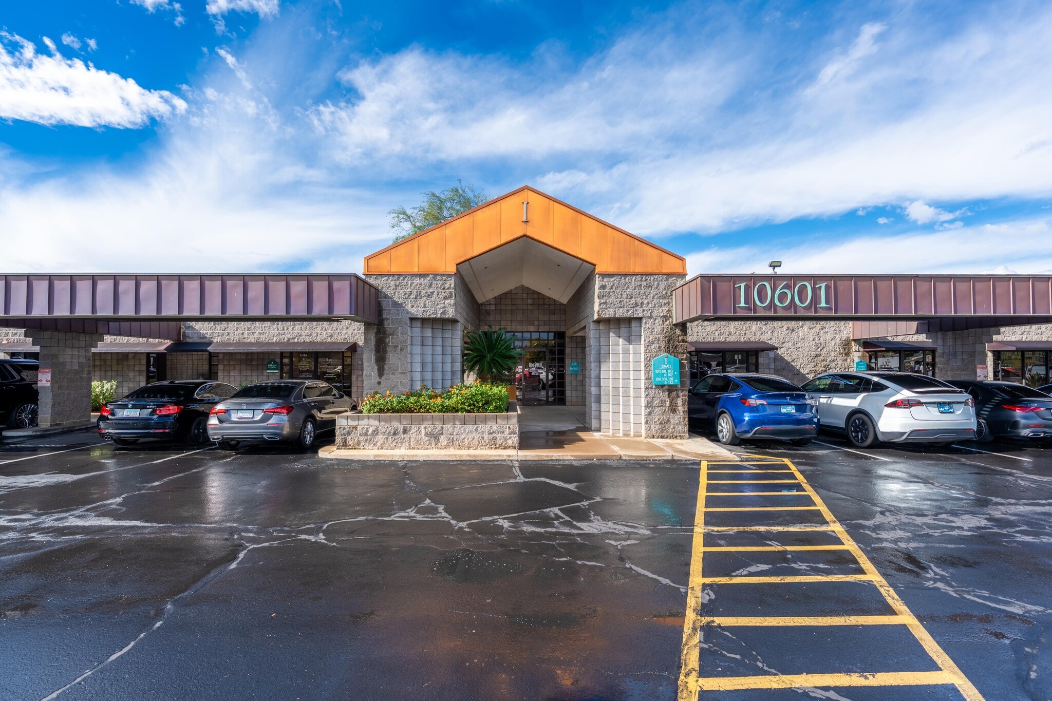 10601 N Hayden Rd, Scottsdale, AZ for sale Primary Photo- Image 1 of 7