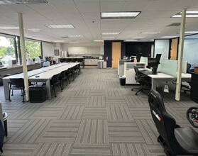 800 W El Camino Real, Mountain View, CA for lease Interior Photo- Image 2 of 3