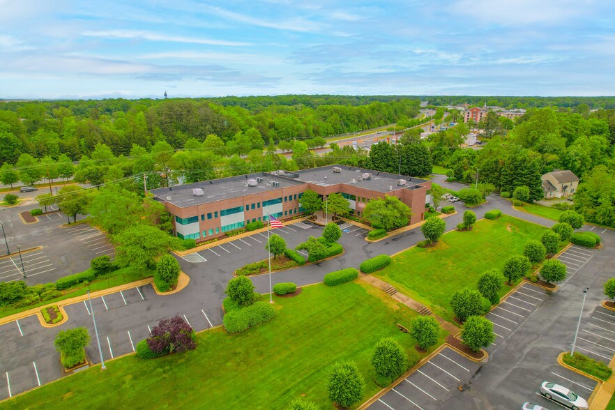 46650 Corporate Dr, Lexington Park, MD for lease - Building Photo - Image 2 of 28