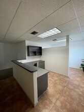 6526-6536 Central Ave, Saint Petersburg, FL for lease Building Photo- Image 2 of 10