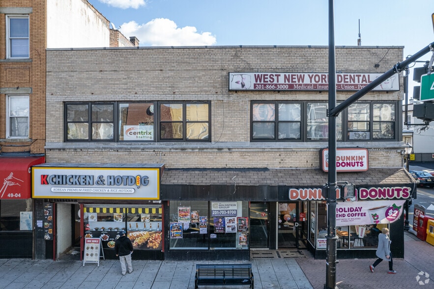 4900-4902 Bergenline Ave, Union City, NJ for lease - Building Photo - Image 2 of 32