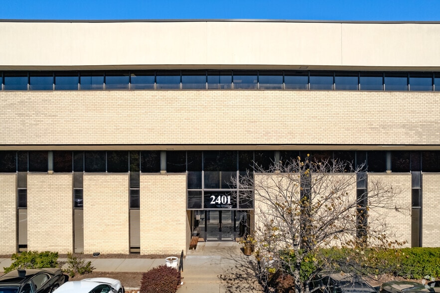 2401 Research Blvd, Rockville, MD à louer - Photo du bâtiment - Image 2 de 4