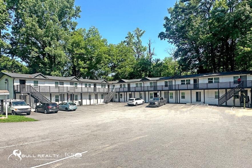 1931 Joseph E Boone Blvd NW, Atlanta, GA for sale - Building Photo - Image 2 of 11