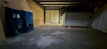 1711 Dean Forest Rd, Savannah, GA for lease Building Photo- Image 1 of 7