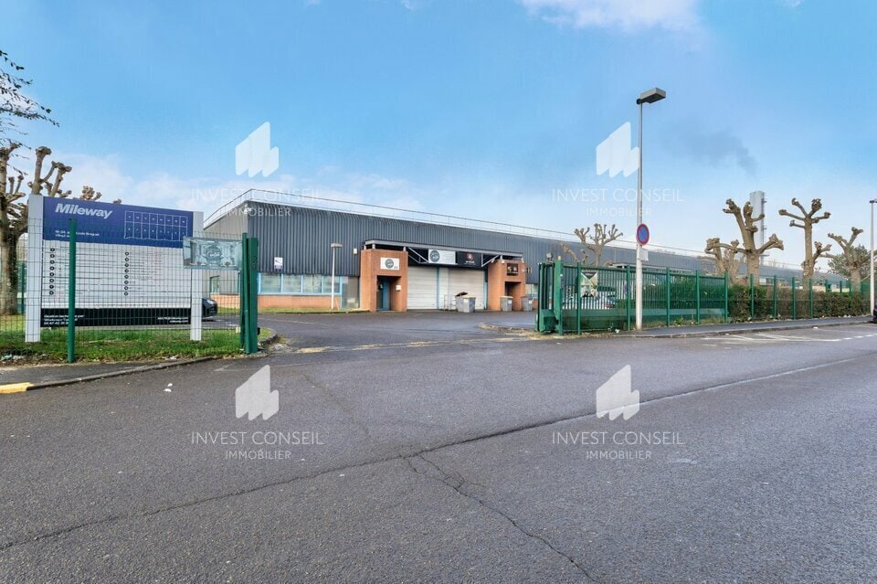 Flex in Villepinte for lease Building Photo- Image 1 of 11