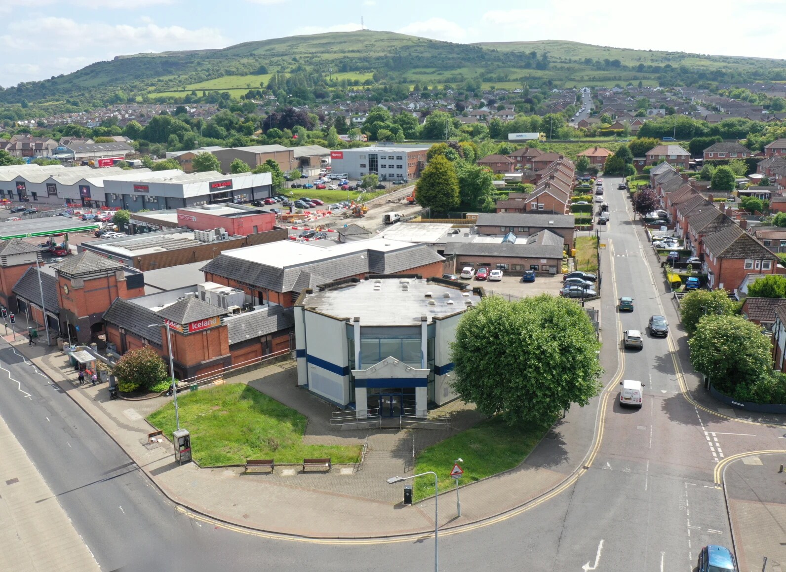 2 Farmley Rd, Newtownabbey for lease Primary Photo- Image 1 of 3