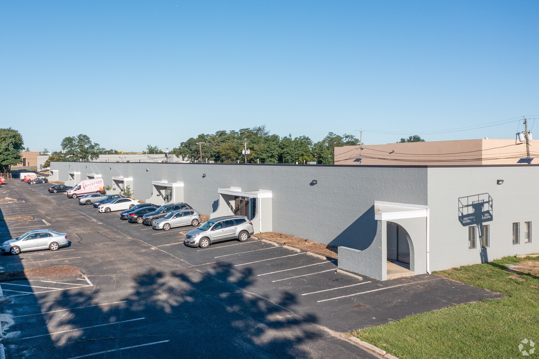 809 Hylton Rd, Pennsauken, NJ for lease Building Photo- Image 1 of 8