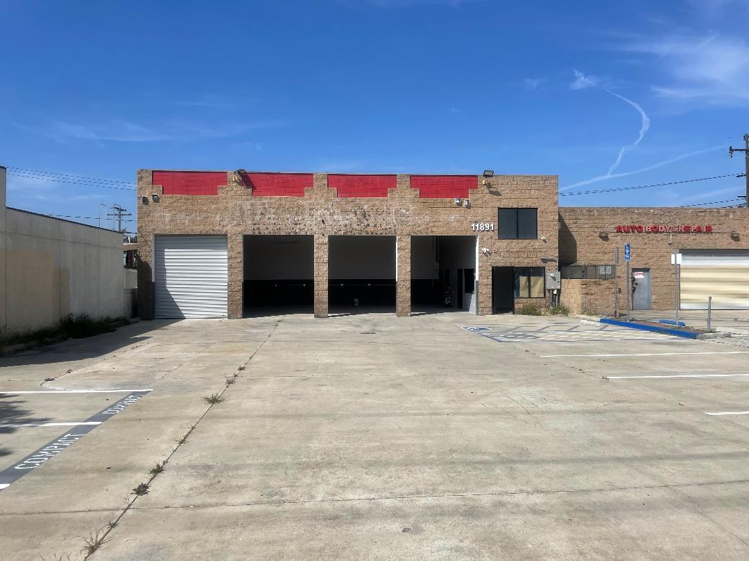 11891 Beach Blvd, Stanton, CA for sale Primary Photo- Image 1 of 15