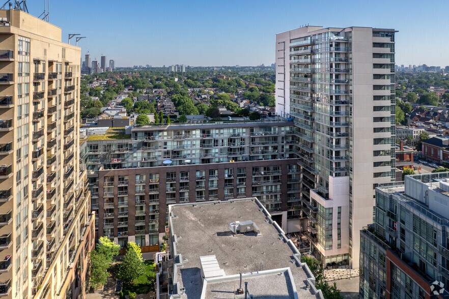 68 Abell St, Toronto, ON à vendre - Photo du bâtiment - Image 2 de 5