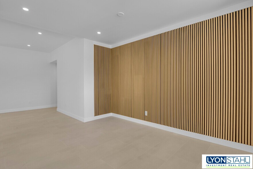 824 W 9th St, San Pedro, CA à louer - Photo du bâtiment - Image 3 de 5