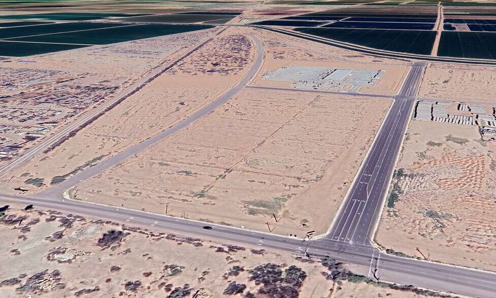 W Cole Blvd, Calexico, CA à louer - Photo du bâtiment - Image 1 de 2