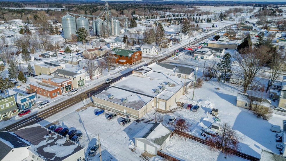 122 E Lincoln Ave, Fall Creek, WI for sale - Building Photo - Image 3 of 24