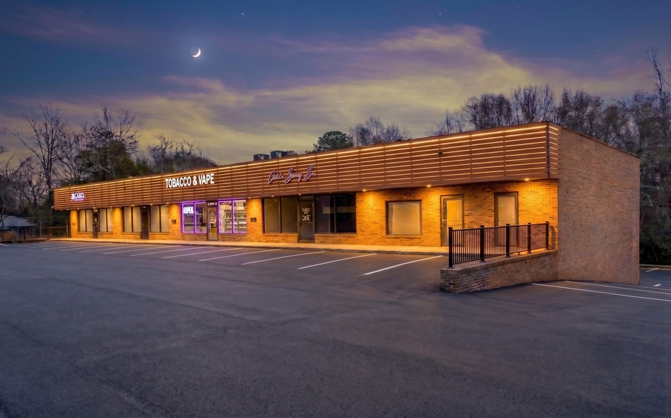 110 E Butler Rd, Mauldin, SC for sale - Building Photo - Image 3 of 22