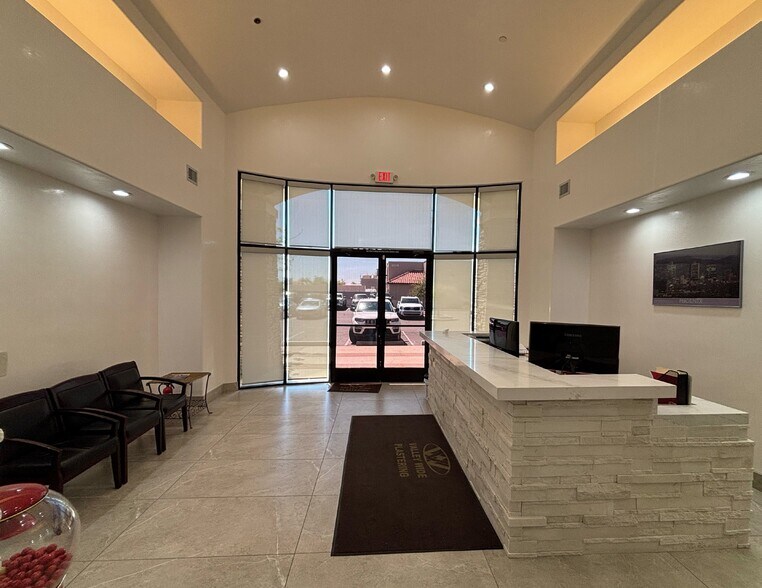 1121 W Ranch Rd, Tempe, AZ à vendre - Photo intérieure - Image 2 de 6