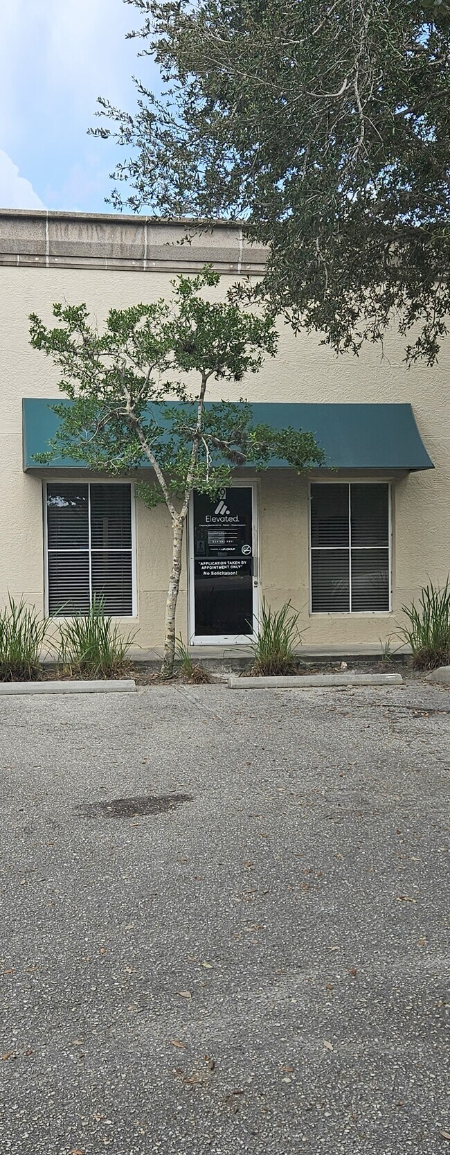More details for 1076 Business Ln, Naples, FL - Flex for Lease