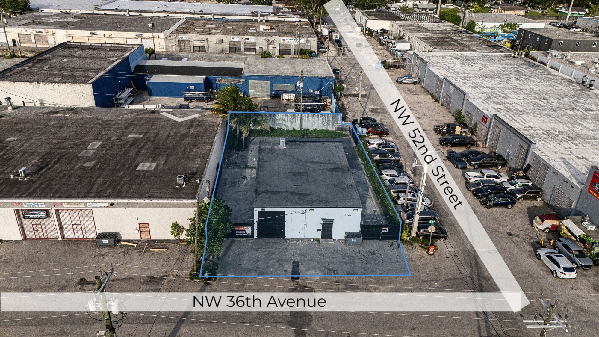 5201 NW 36th Ave, Hialeah, FL à louer Photo intérieure- Image 1 de 4