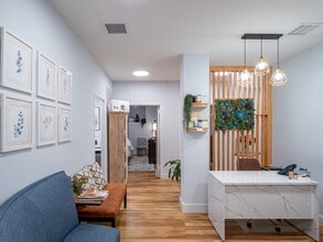 70 Park St, Montclair, NJ à louer Photo intérieure- Image 1 de 6