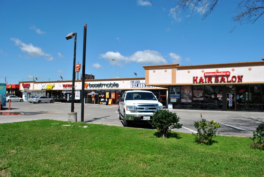 608 W Mount Houston Rd, Houston, TX for sale - Building Photo - Image 1 of 1