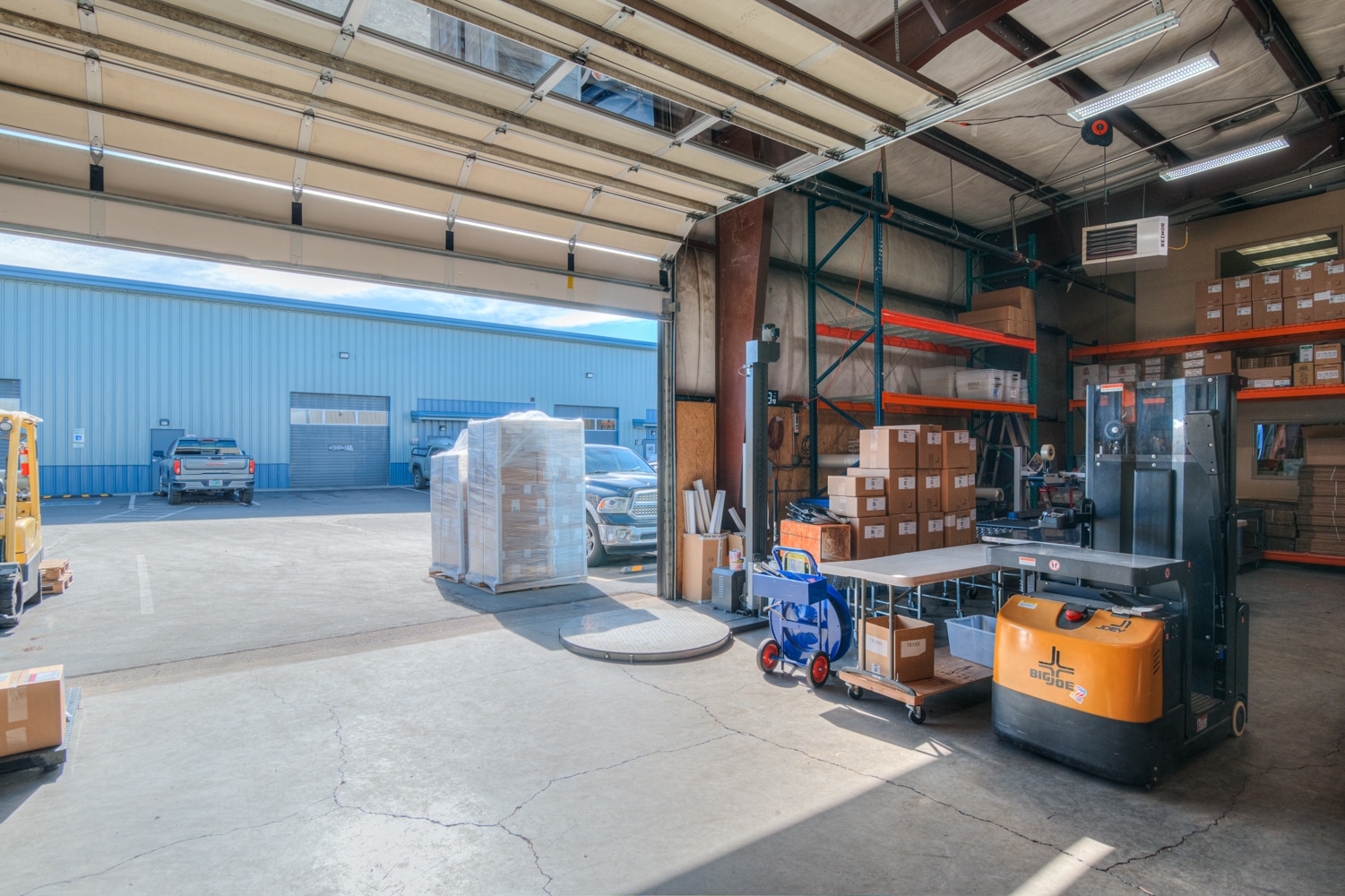 1305-1309 SE Armour Rd, Bend, OR for lease Interior Photo- Image 1 of 5