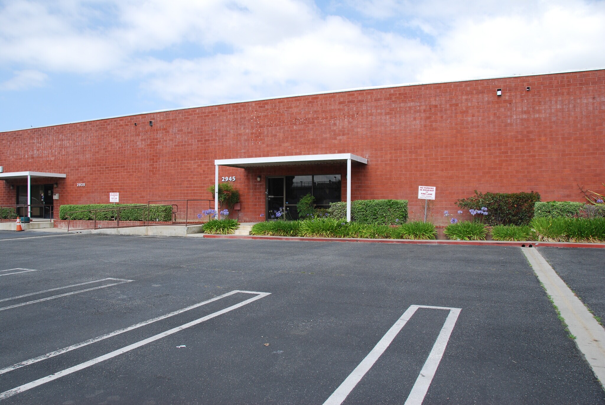 2935-2955 Redondo Ave, Long Beach, CA à louer Photo du bâtiment- Image 1 de 10