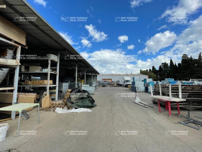 Flex in Vitrolles for lease - Construction Photo - Image 2 of 10
