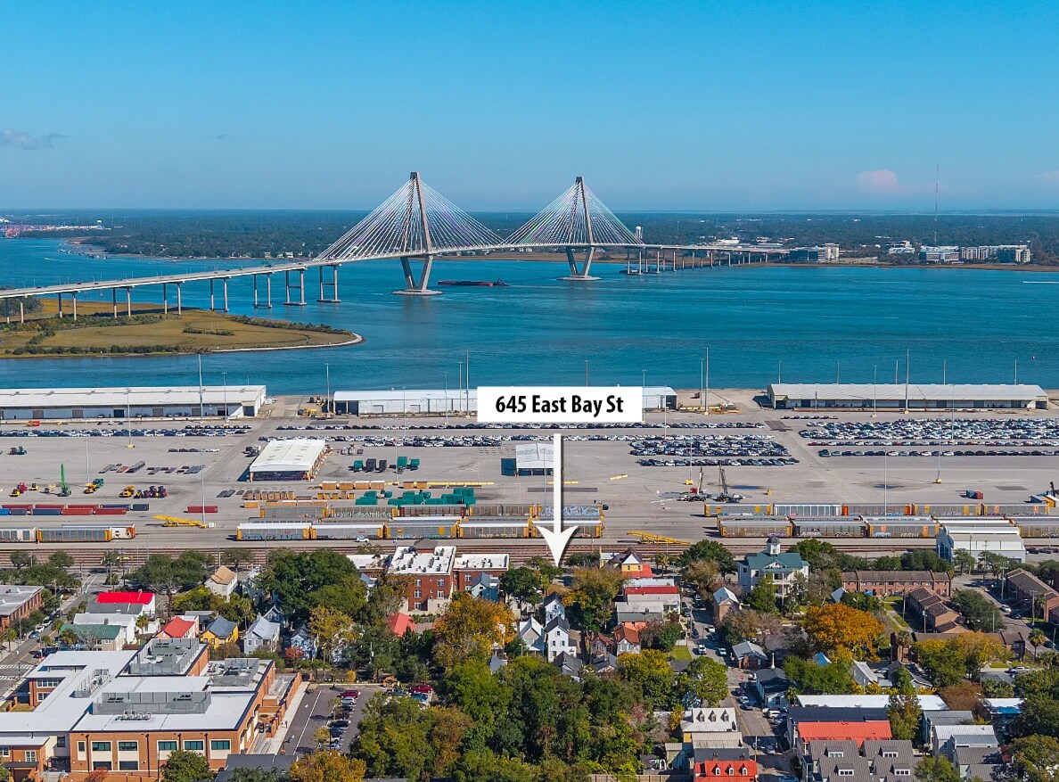 645 E Bay St, Charleston, SC à vendre Photo du bâtiment- Image 1 de 19