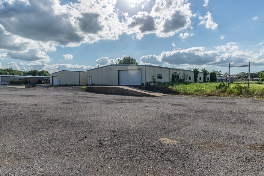 311 S US Highway 69, Trenton, TX for sale - Building Photo - Image 3 of 9