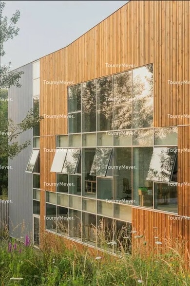 Office in Anglet for lease - Building Photo - Image 2 of 5