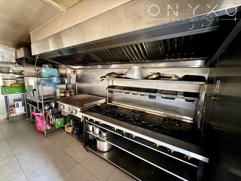 25 Frimley High St, Frimley for lease - Building Photo - Image 3 of 5