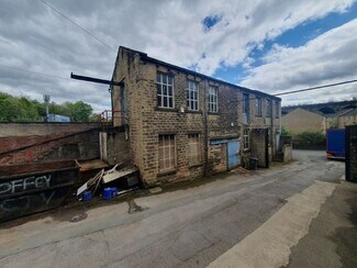 Plus de détails pour Dale St, Huddersfield - Industriel à louer