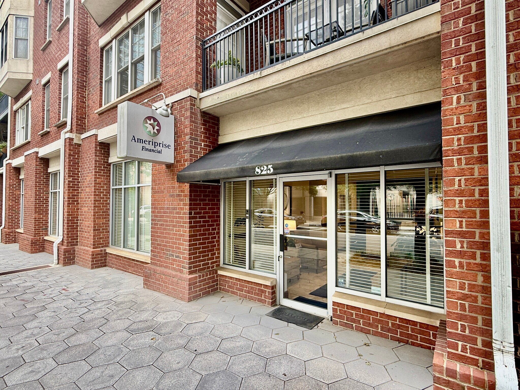 825 Juniper St NE, Atlanta, GA for lease Building Photo- Image 1 of 23