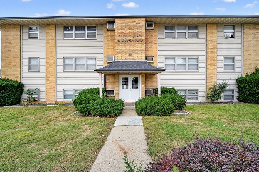 800 13th St, West Des Moines, IA à vendre - Photo du bâtiment - Image 3 de 17