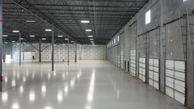 2280 Lane Ave N, Jacksonville, FL for lease - Commercial Listing Video 