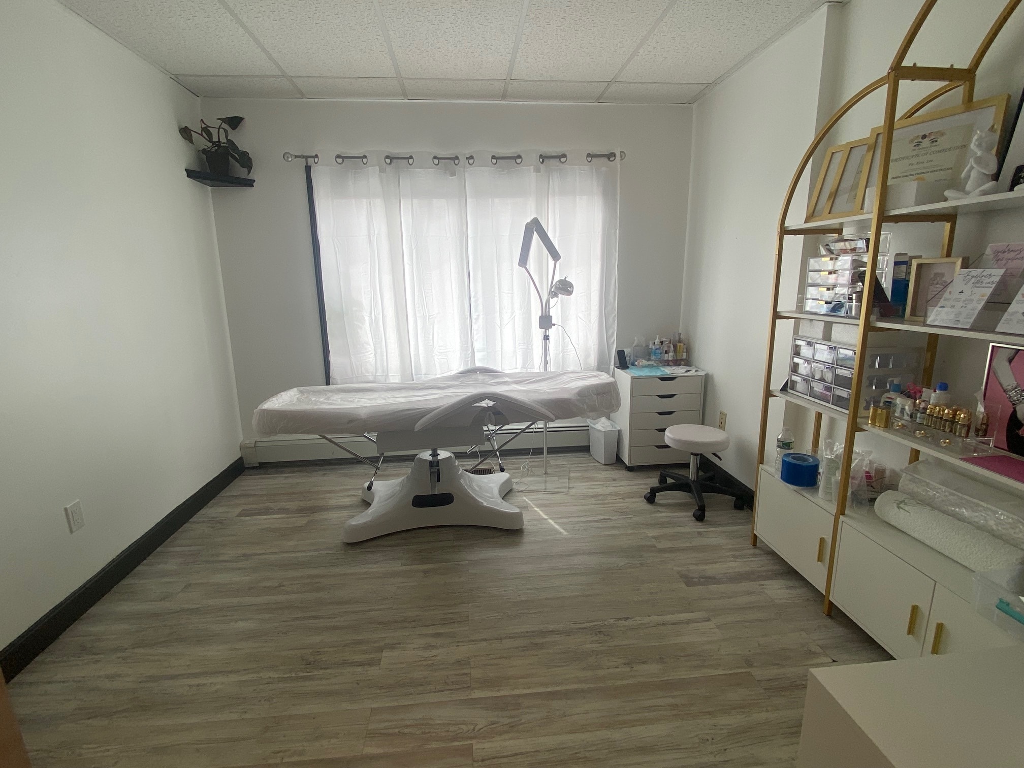 1923 Post Rd, Warwick, RI à vendre Photo intérieure- Image 1 de 15