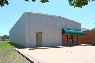 1007 N University Blvd, Norman OK - Warehouse