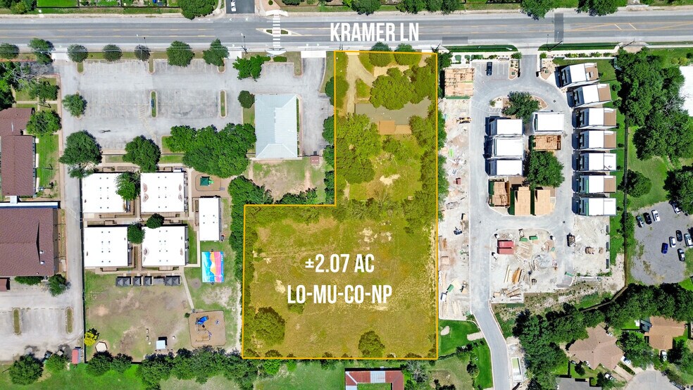 1601 Kramer Ln, Austin, TX à vendre - Photo du bâtiment - Image 2 de 6