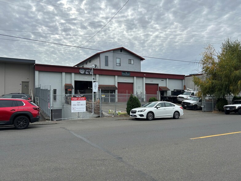 1521-1525 NW Ballard Way, Seattle, WA for lease - Building Photo - Image 2 of 24