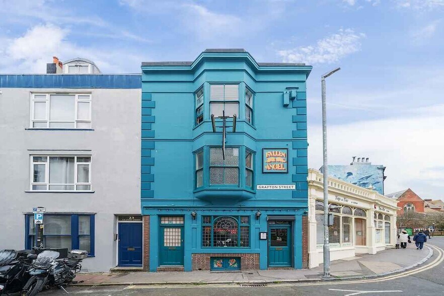 24 Grafton St, Brighton à vendre - Photo du bâtiment - Image 1 de 5