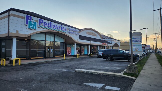 More details for 5050 Sunrise Hwy, Massapequa Park, NY - Retail for Sale