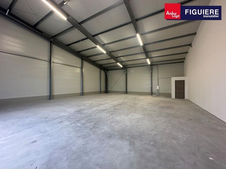 Impasse I Eugène Chevreul, Rognac for lease - Building Photo - Image 3 of 9
