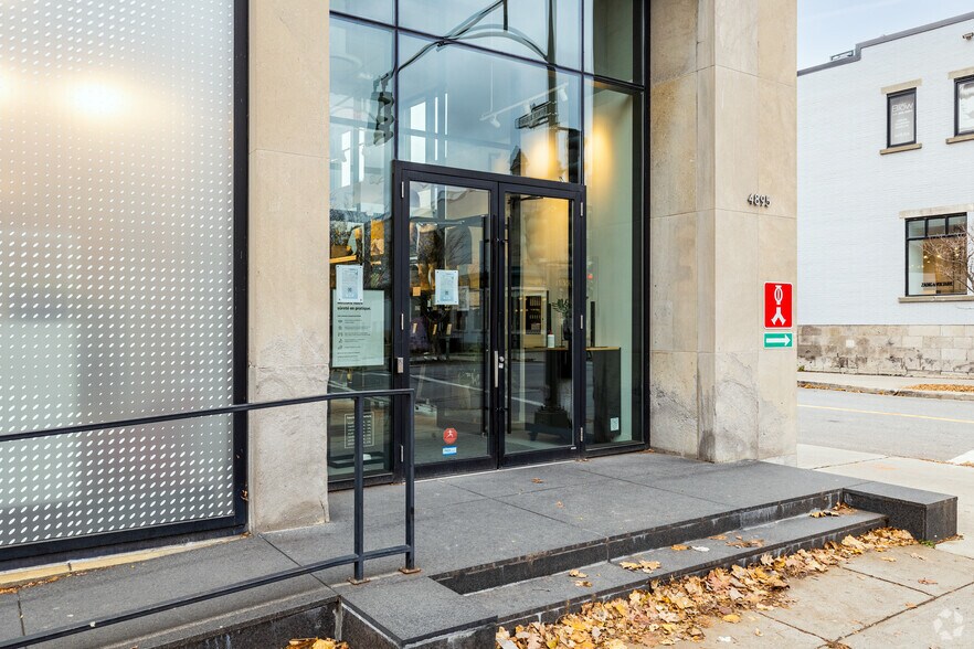 4895 Rue Sherbrooke O, Westmount, QC à vendre - Photo du bâtiment - Image 3 de 4